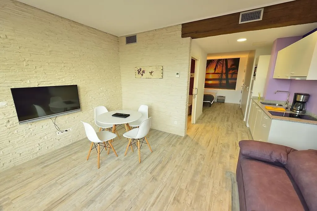 Maddiola Apartment أوريو